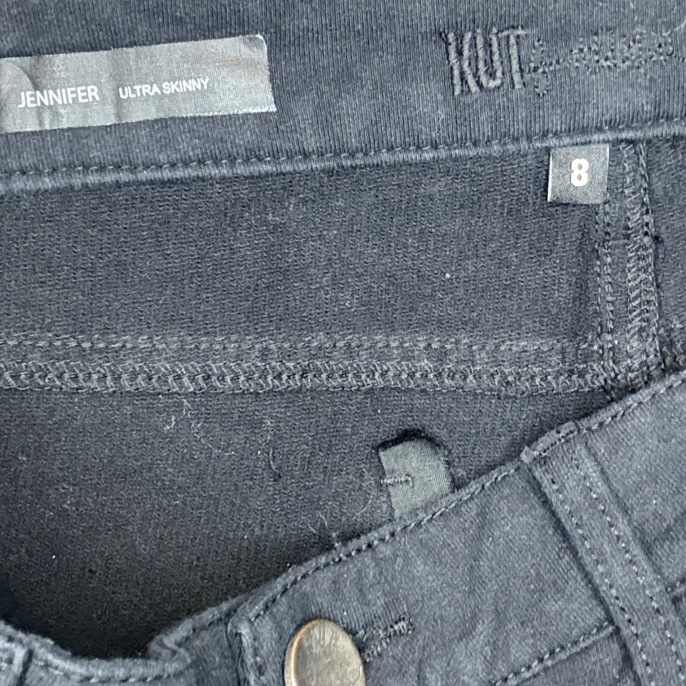 Kut from the Kloth Jennifer Ultra Skinny Dark Wash Denim size 8 - Picture 3 of 7